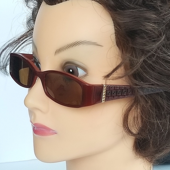 Fendi eyeglasses frames - Picture 8 of 16